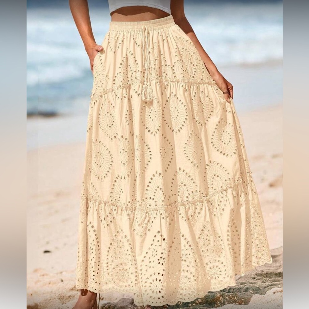 Stunning Beige EyeleMaxi Skirt